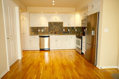3rd image of 4116 California Ave SW #311