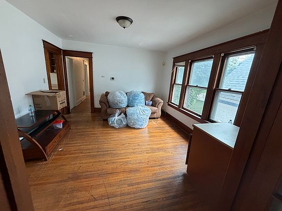 4th image of 77 Merrimac St Floor 2