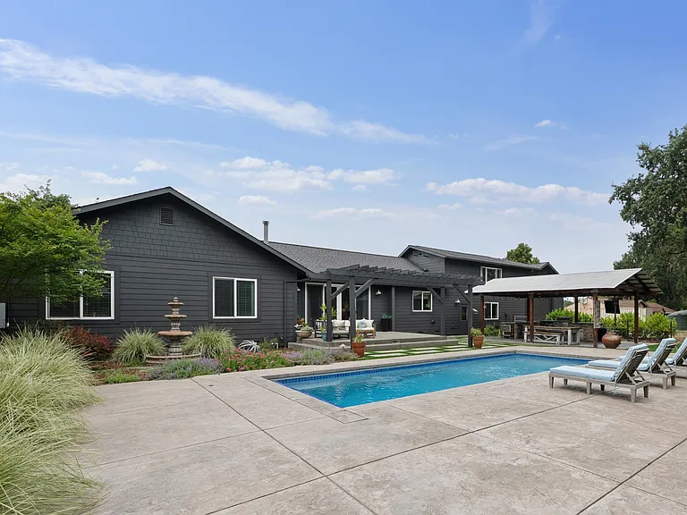 20550 Palmer Ave — Photo 42