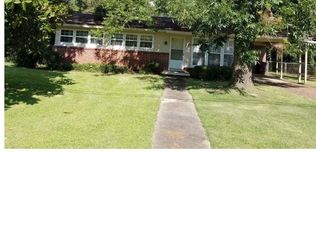 108 Campbell Dr, Tuskegee, AL 36083
