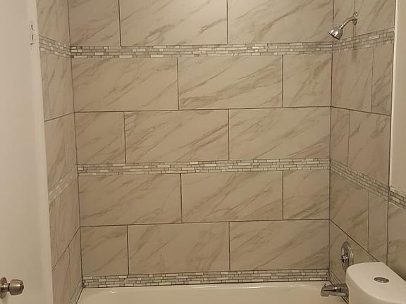 2nd image of 3033 Mediterranean Dr