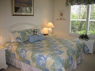 3rd image of 8253 Parkstone Pl APT 105