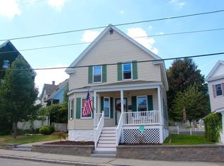 220 White St, Lowell, MA 01854