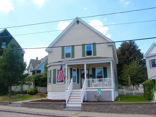 220 White St, Lowell, MA 01854