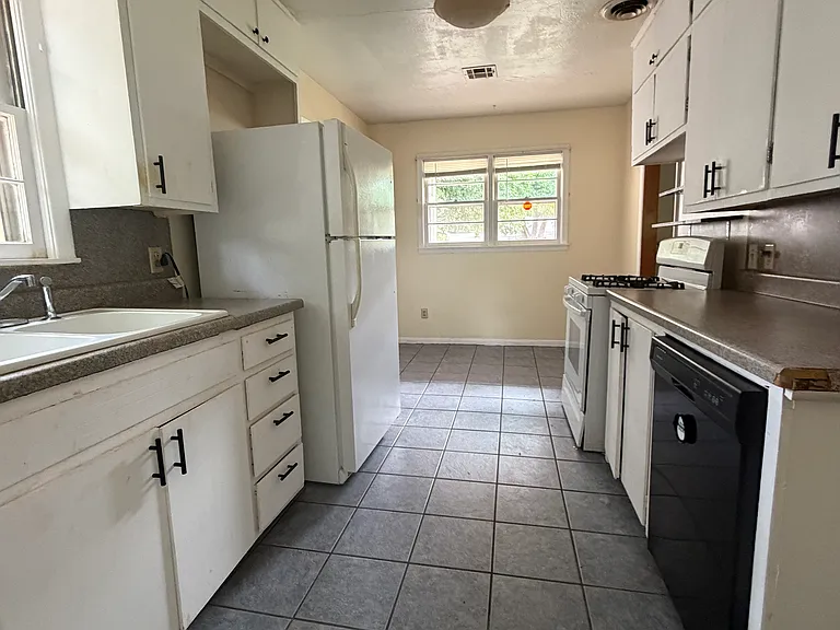 716 S McFarland St — Photo 5