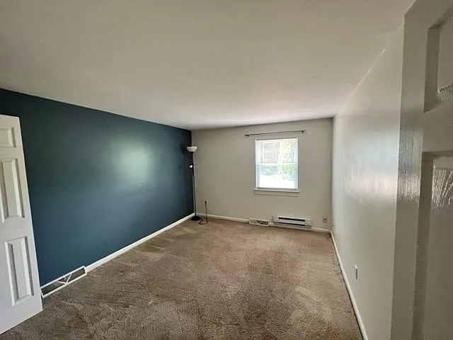748 Jackson St — Photo 10