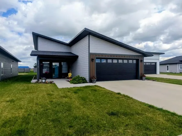 3211 W 3rd St, Spencer, IA 51301