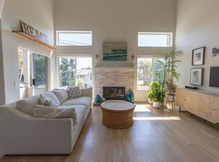 551 Hygeia Ave APT A, Encinitas, CA 92024