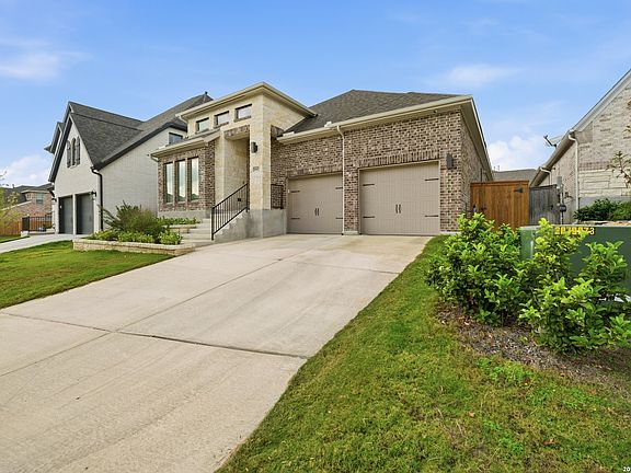 2nd image of 1507 Pitcher Bend