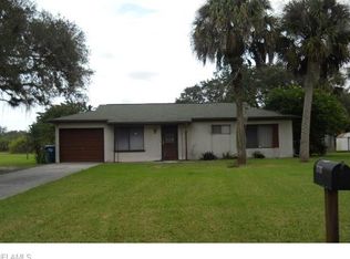 4037 N Edgewater Cir, Labelle, FL 33935