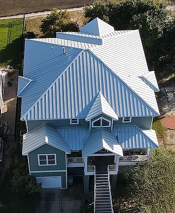 3rd image of 5221 Soundside Dr