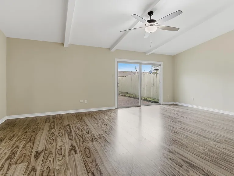 445 Longmeadow St — Photo 21