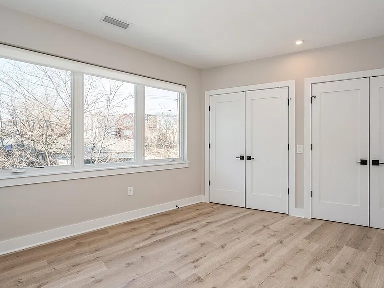 201-205 Randolph Ave #105 — Photo 17