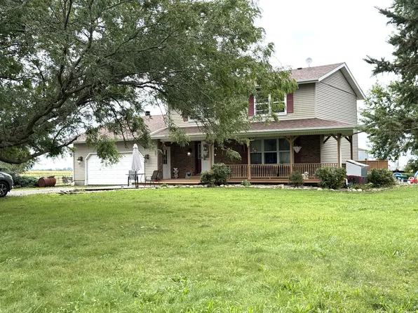 13384 E 10500n Rd, Grant Park, IL 60940