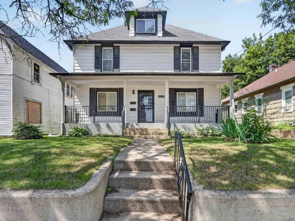 1541 West St, Rockford, IL 61102