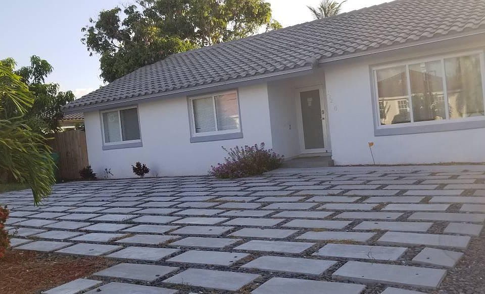 1st image of 17230 SW 93rd Ave