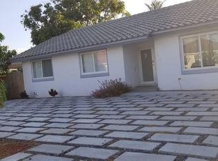 17230 SW 93rd Ave, Palmetto Bay, FL 33157