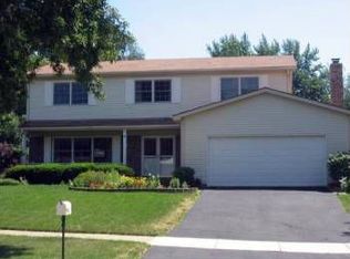 1508 Windsor Ct, Naperville, IL 60565