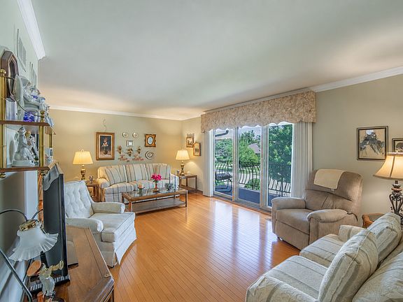 4th image of 8252 Ashley Ln