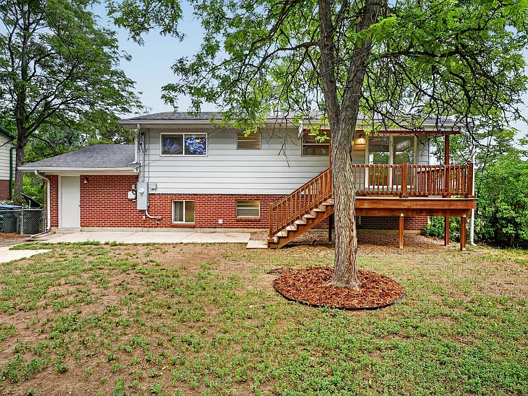 11509 Ogden St — Photo 33