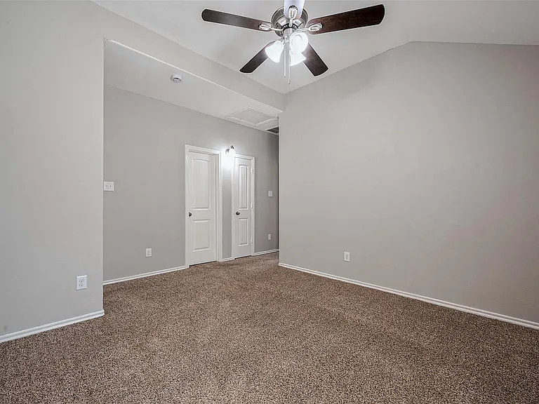 1910 Vermillion View St — Photo 19