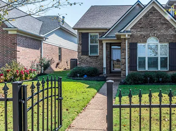 5517 Shipp Rd, Millington, TN 38053