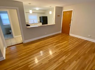 1913 Grove Ave #2F, Berwyn, IL 60402