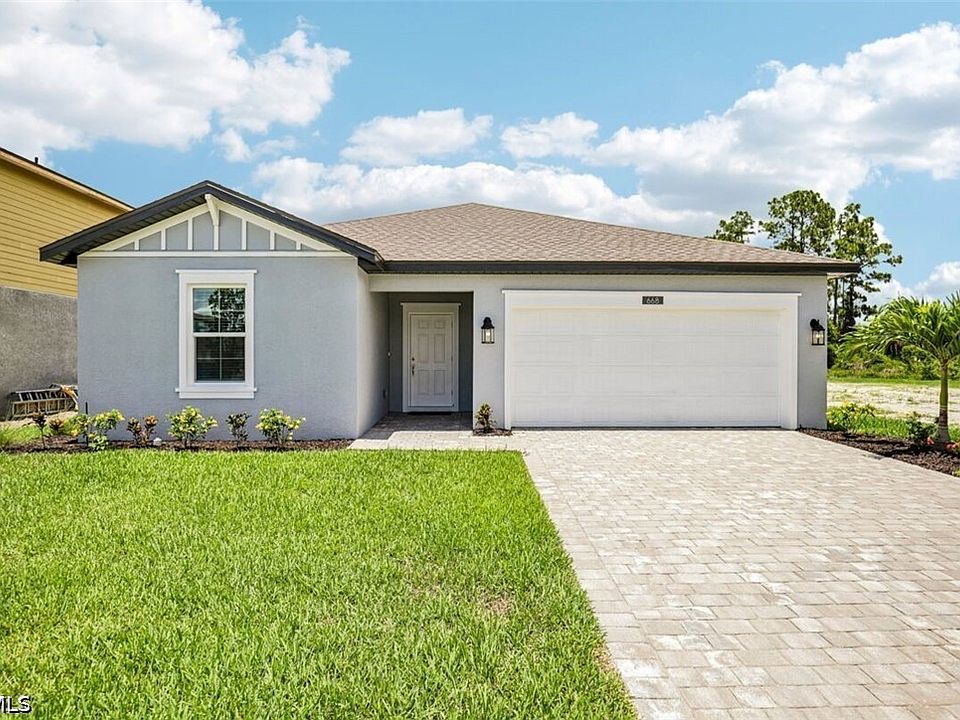 1st image of 668 Lakeside Oasis Ave