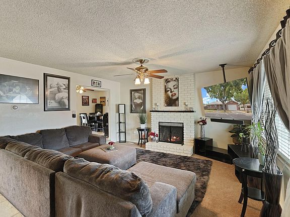 3rd image of 1700 Chapala Way
