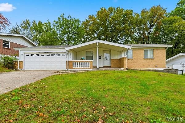 1st image of 2633 Hadden Dr