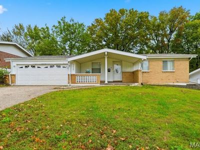 2633 Hadden Dr, Saint Louis, MO, 63136