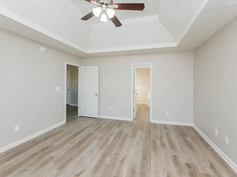 409 Grove Park Dr — Photo 11