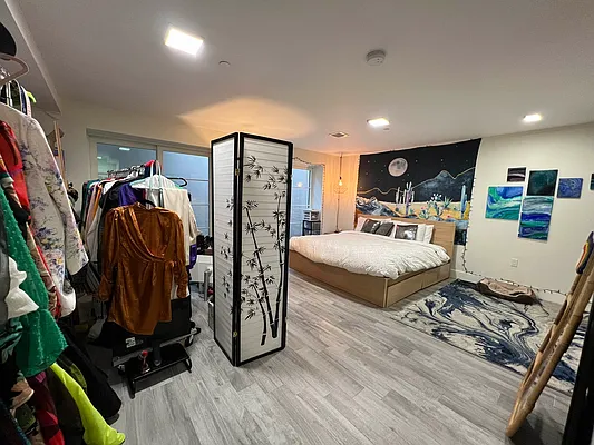 Rented by Rumah Realty Inc | media 37