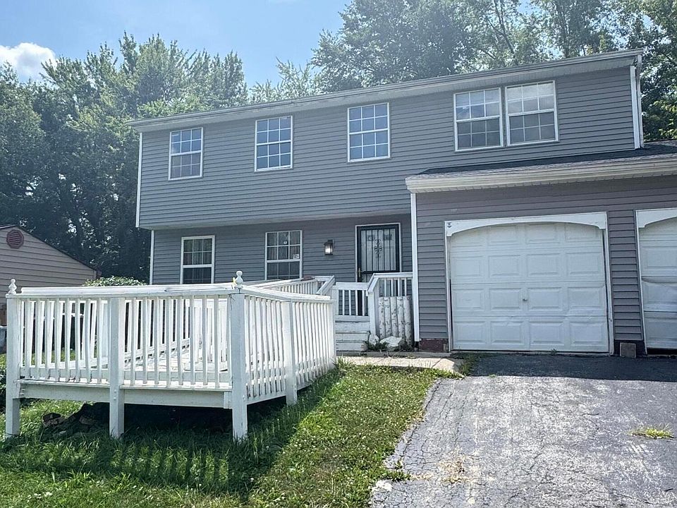 2nd image of 2711 Southridge Dr