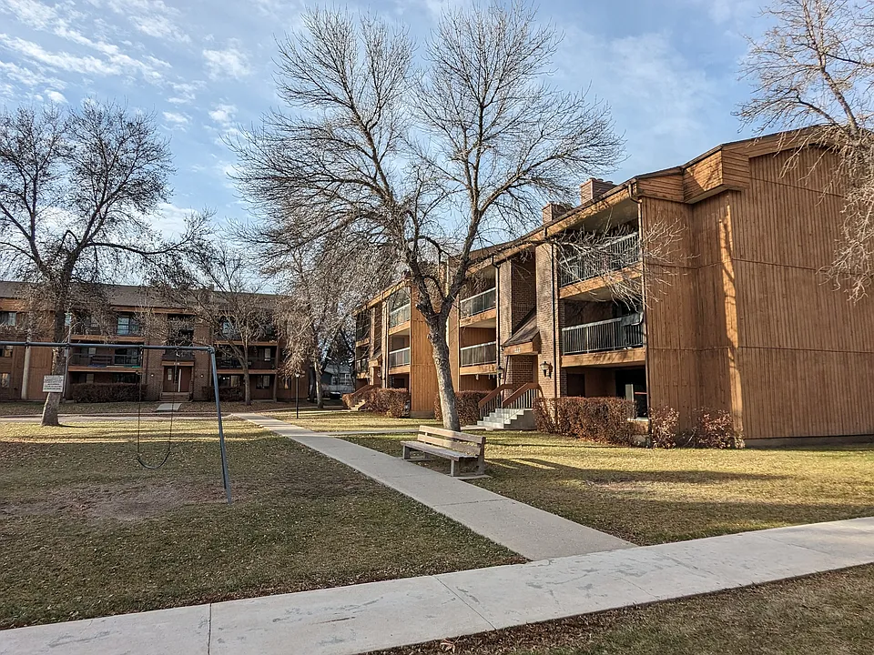 226 Fairmont Dr