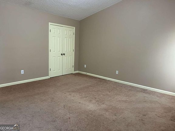 5th image of 2781 Parkway Cv