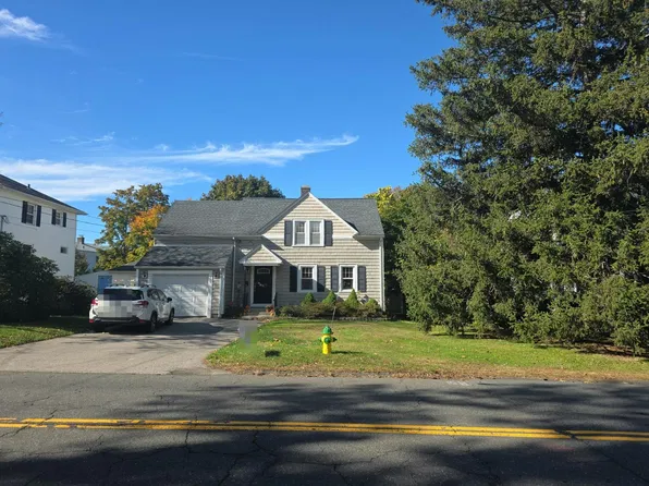 225 Farm Hill Rd, Middletown, CT 06457