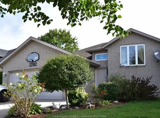 2292 Askin Ave, Windsor, ON N9B3Y4