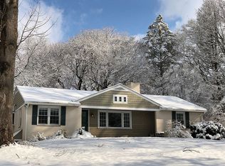 29 Laurel Cir, Malvern, PA 19355