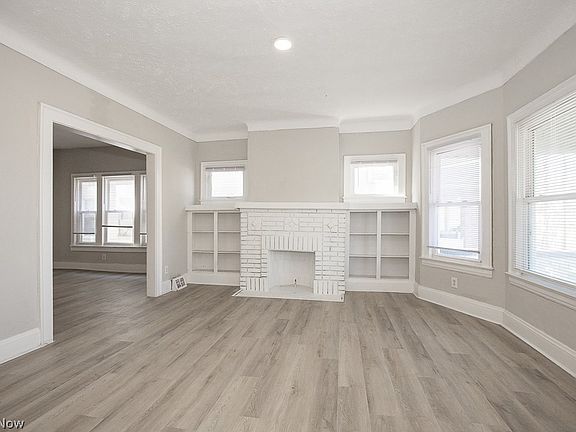 3rd image of 3341 E 119th St