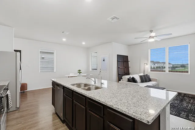 10130 Melissa Ranch Blvd — Photo 11