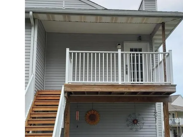 403 Resort Ct, Virginia Beach, VA 23462