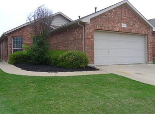 6232 Adonia Dr, Fort Worth, TX 76131
