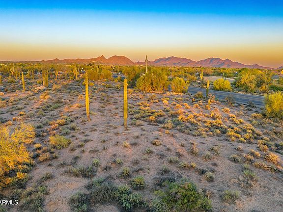 4th image of 7120 E DYNAMITE Boulevard #-