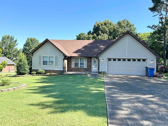 2nd image of 3610 Oak Vista Dr