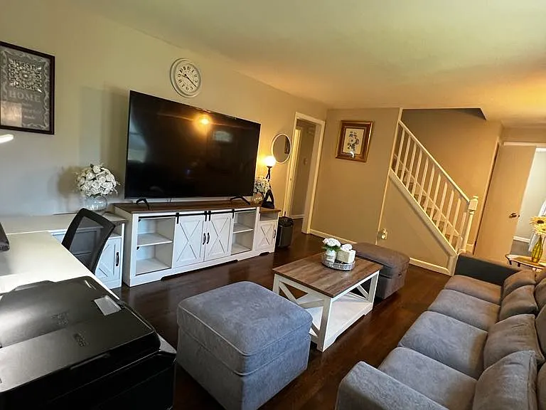 149 Goodrich St — Photo 4