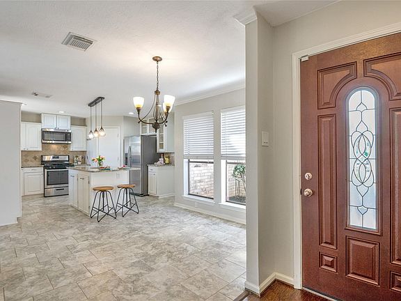 5th image of 6623 Gleneagles Dr
