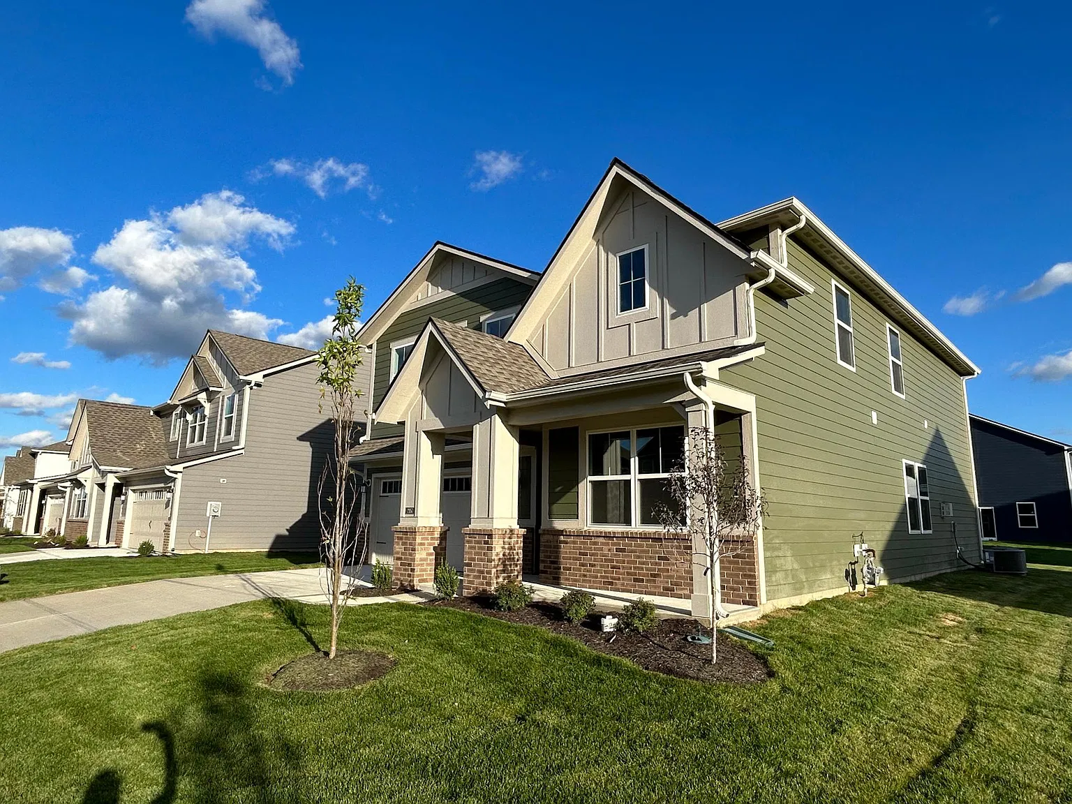 2157 Egbert Rd — Photo 3
