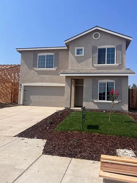 4 bed, 2.5 bath, 2235 sqft, $2,295 — Photo 2