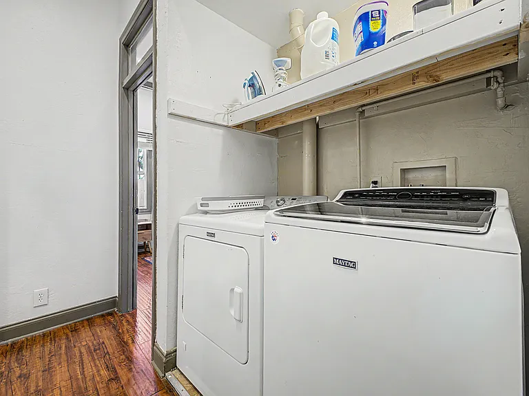 1150 E Pierce St #1 — Photo 4